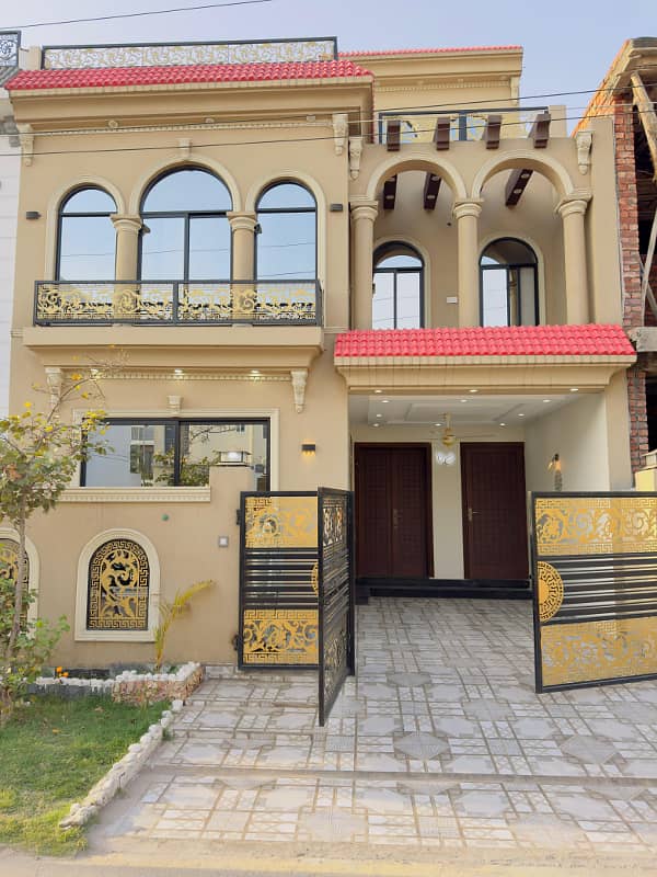 5 Marla House Are Available For Sale in Tulip Extension Block in park view city Lahore 1