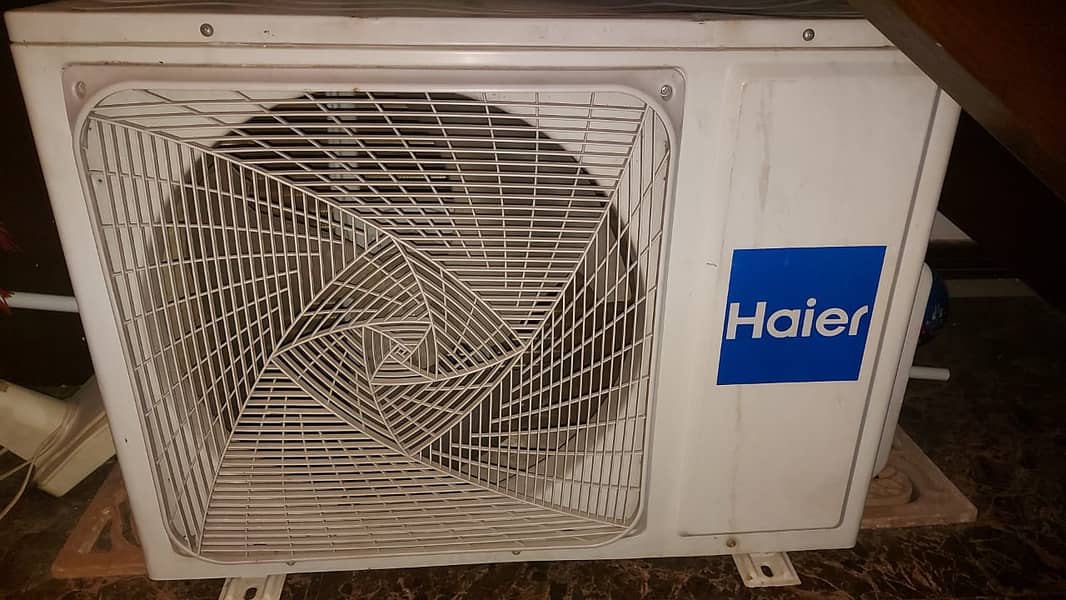 Slightly Used 1.5 Inverter AC Haier FOR SALE. 5
