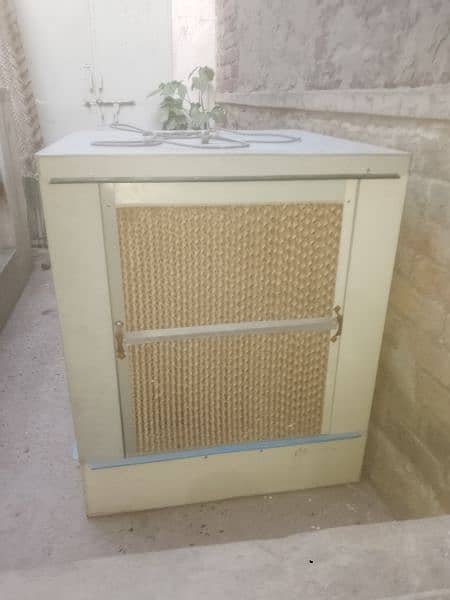 new touch room cooler and 2mounth used 1