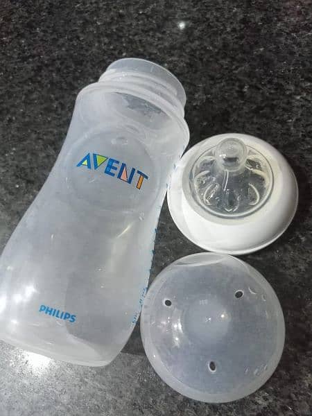 Avent feeder with nipple 2