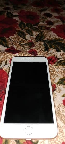 iPhone 8 plus Golden colour  contact no 03251516212 0