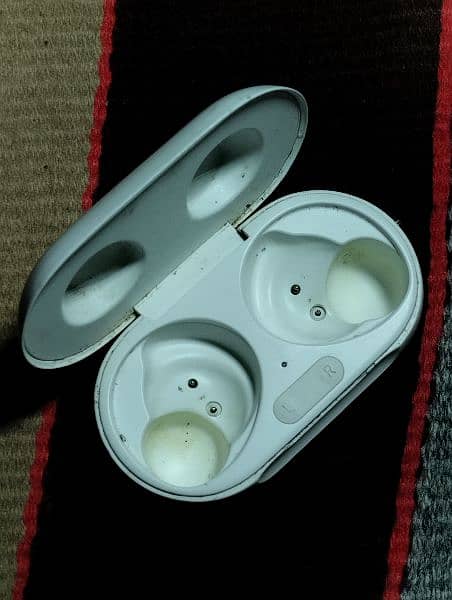 Samsung Galaxy buds pro JBP charging case only 0