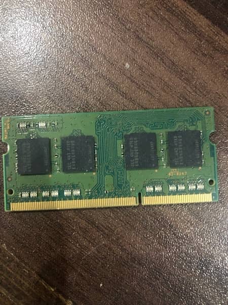 DDR3 4GB Laptop RAM 1