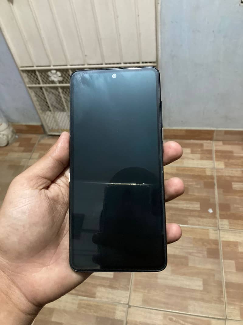Samsung A51 6/128 prism black colour 4