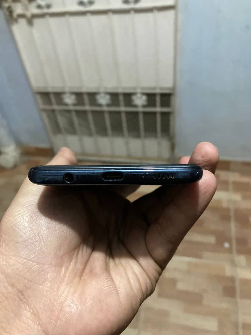 Samsung A51 6/128 prism black colour 5