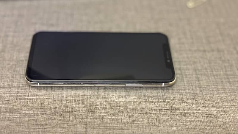 iphone x 64gb PTA approved 4