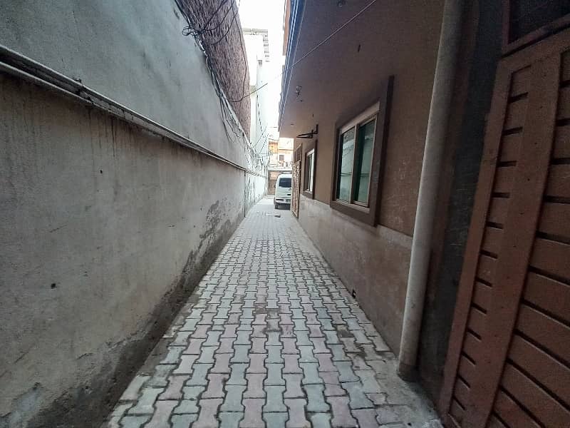 2.5 Marla Complete Independent House For Rent Near Cakes & Bakes Neelam Block Iqbal Town 5