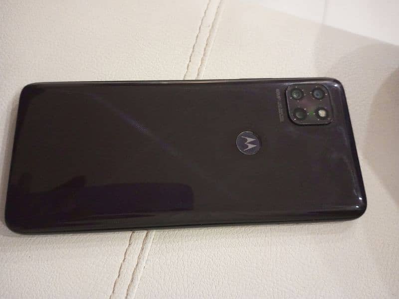 Motorola one 5G condition 10\10 pta approved seal phone 100% 7