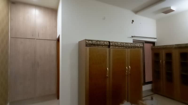 3.5 Marla Triple Story House for Sale in Al Noor Garden Faisalabad 14