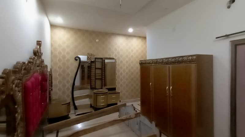 3.5 Marla Triple Story House for Sale in Al Noor Garden Faisalabad 16