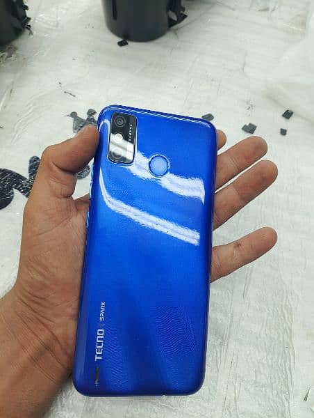 Tecno spark 6 go 4 GB 64 GB with complete saman sealed 5