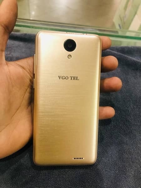 vgotel i_Smart 1.5 ram 8gb pta approved 10/9 condition 0