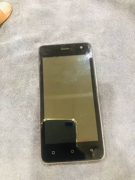 vgotel i_Smart 1.5 ram 8gb pta approved 10/9 condition 5