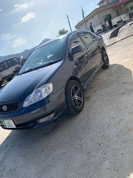 Toyota Corolla 2D Saloon for sell 2004 model 10/10 like brand new 17