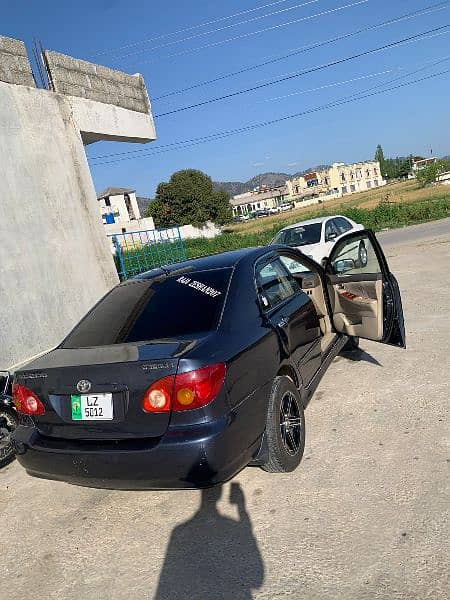 Toyota Corolla 2D Saloon for sell 2004 model 10/10 like brand new 19