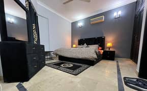 F11 1 bed apartment available on rent for perday and short stay 0