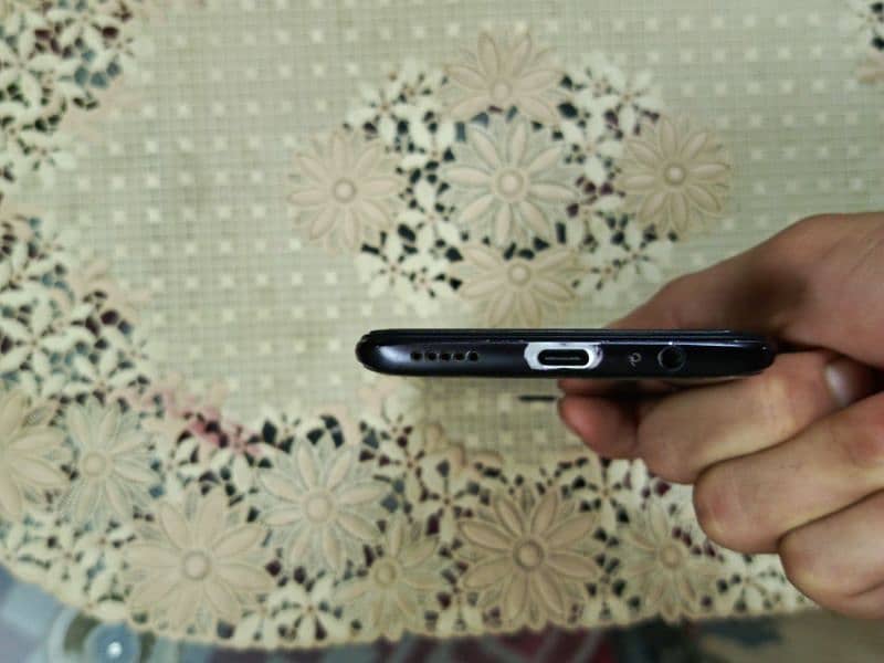 OnePlus 6 8gb ram 128gb rom 2