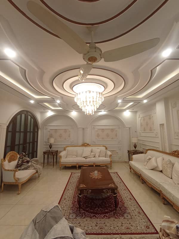 A Beautiful And Allegiance 2 Kanal House Available For Rent In Bahria Town Lahore It Is Available At Very Affordable Rate 29