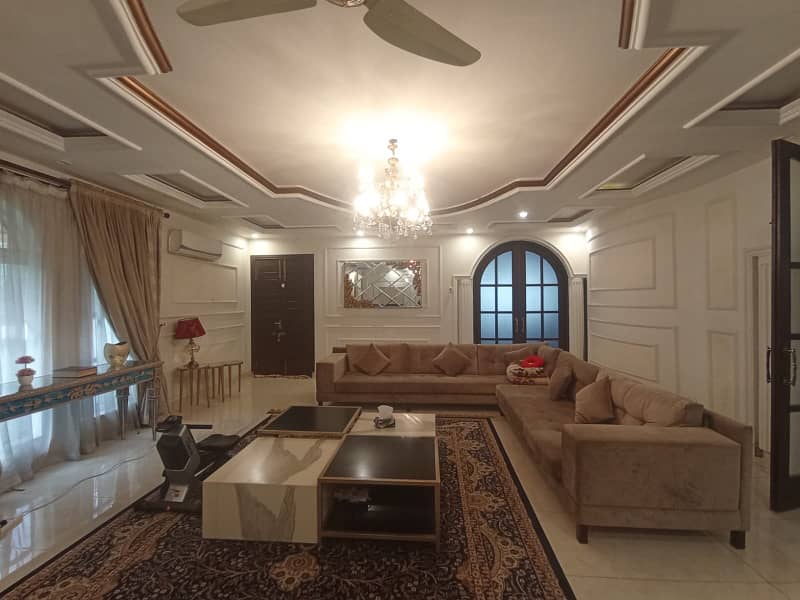 A Beautiful And Allegiance 2 Kanal House Available For Rent In Bahria Town Lahore It Is Available At Very Affordable Rate 30