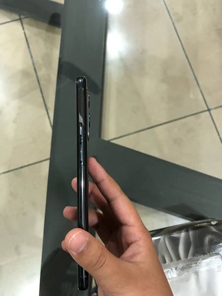 Oneplus 9 12/256 Lush condition scartchless PTA approved 6