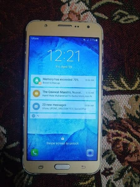 Samsung J7 mobile 0