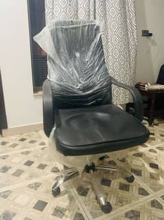 office chair with weels