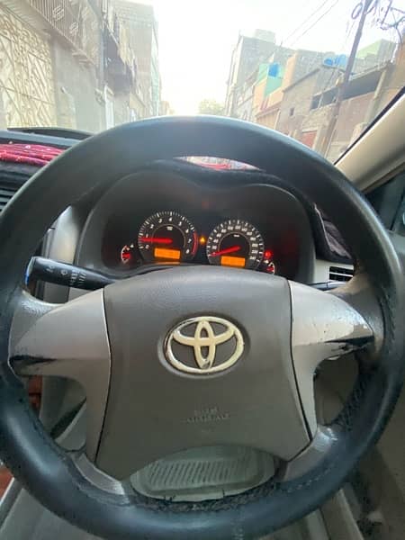Toyota Corolla Altis SR Cruisetronic 1.8 9