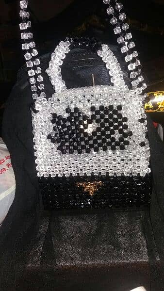 new beaded bag blackXwhite 3