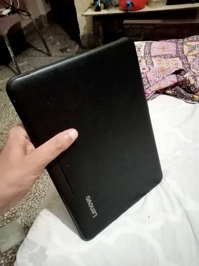 Lenovo multifunctional laptop+tablate 5