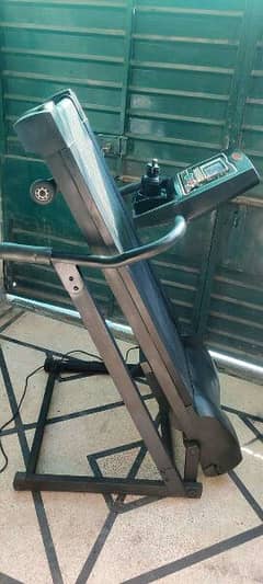 Green Master Electrical Treadmill  for sale 0316/1736/128 whatsapp