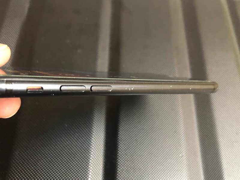 Apple iPhone 7 32GB black full working original not repaired non PTA 7