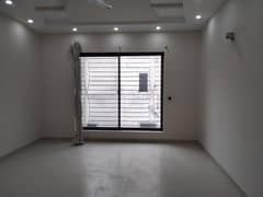 2 kanal house for rent 0
