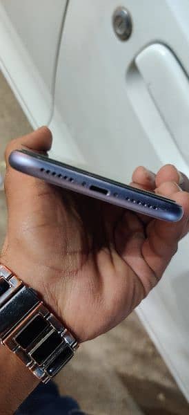 i phone 11 pta approve iPhone 11
128GB 
PTA approved 4