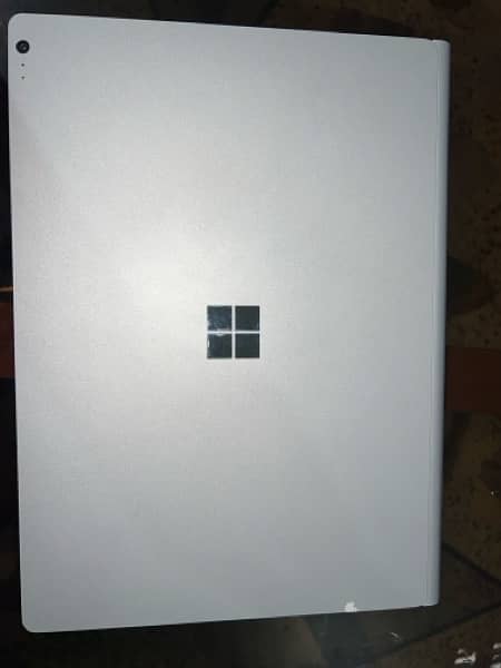 Microsoft Surface Book 2 1