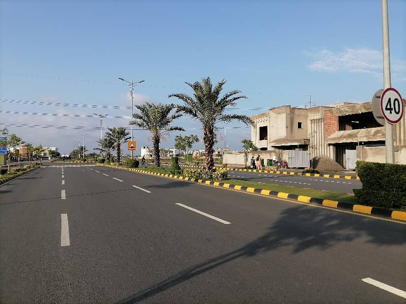 5 Marla Residential Plot In Beautiful Location Of Royal Palm City - Block A In Gujranwala 2