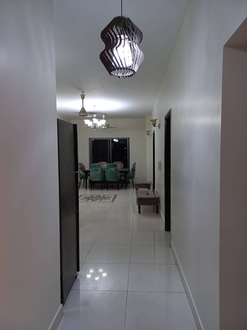 3 bed DD Modern Apartment for short term rental on per day basis. 14