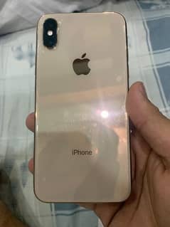 I phone xs golden 10by10 condition 64gb no scratched lush condition 0