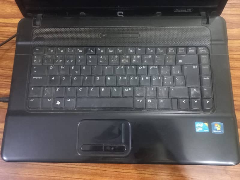 Laptop Compaq dual core for sale 3