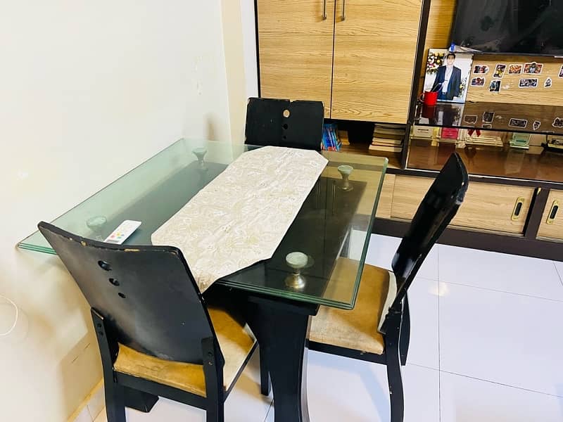dining table with 3 re chairs 2
