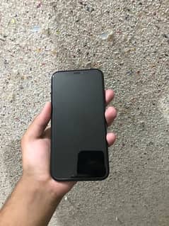 apple iPhone XR black color 64 gb 87 battery with 2 months sim time jv