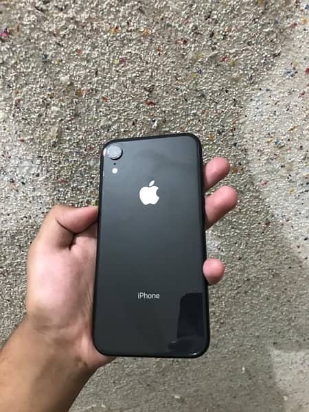 apple iPhone XR black color 64 gb 87 battery with 2 months sim time jv 1