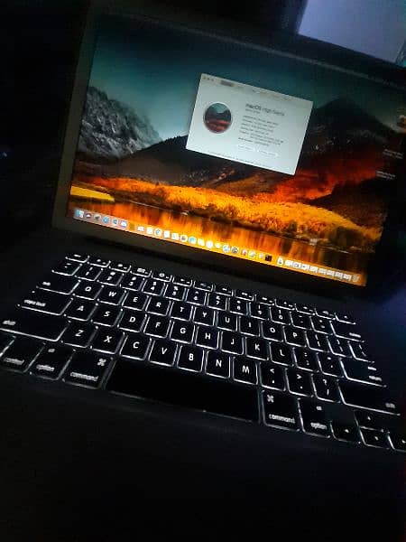 Macbook pro with Graphic Card 1