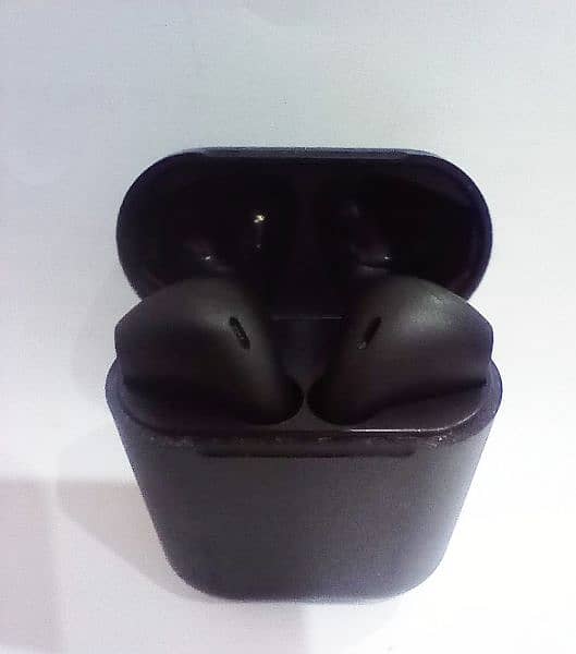 i12 Airpods In Neat Condition 0