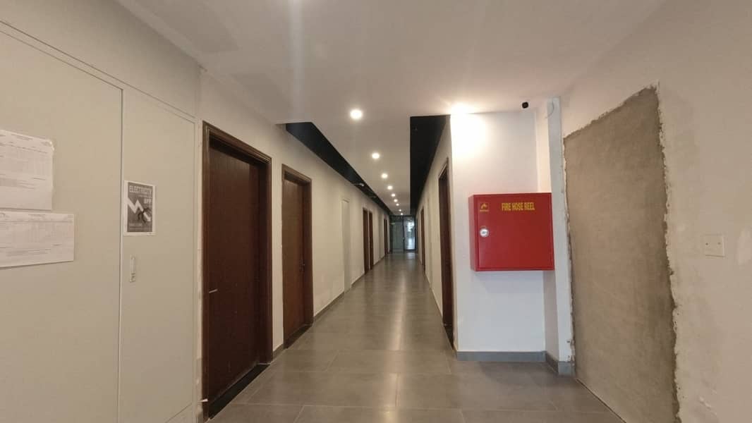 878 Sqft Office Is Available For Rent In Gulmohar Trade Center, Gulberg 2, Lahore. 16