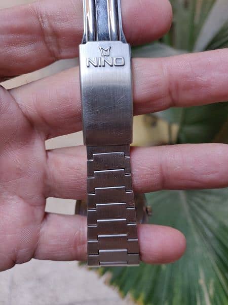 SWISS AUTOMATIC WATCH IN LUSH CONDITION 3