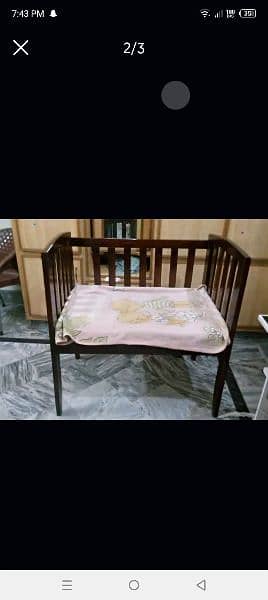 baby cot with brand new mattress 2