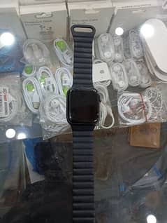 Apple watch series 5 in good condition