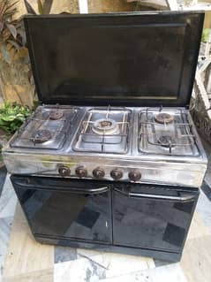stove 6000 Thousand rupes ,sale anybody interested countect us