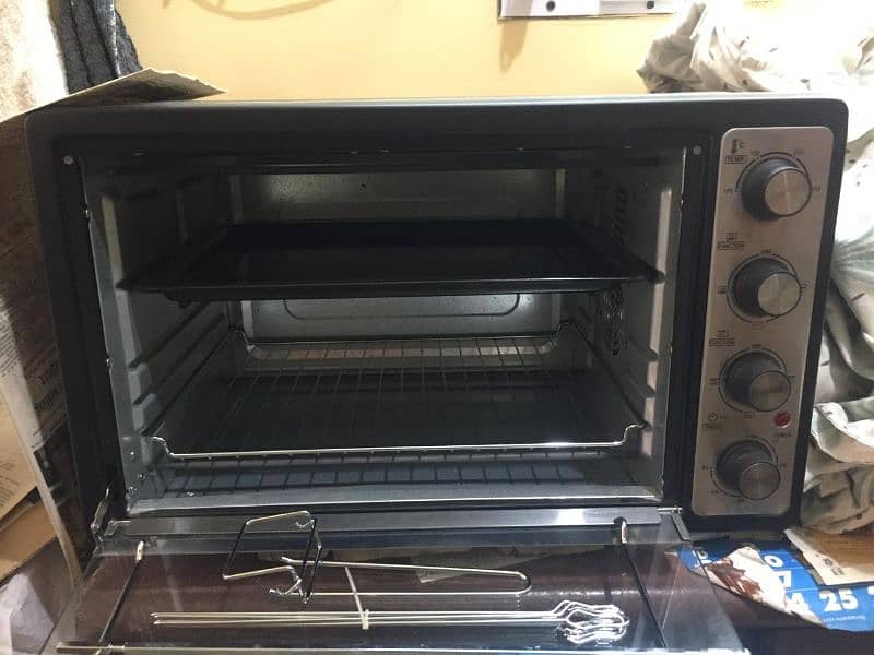 Westpoint Electric oven & Grill 3