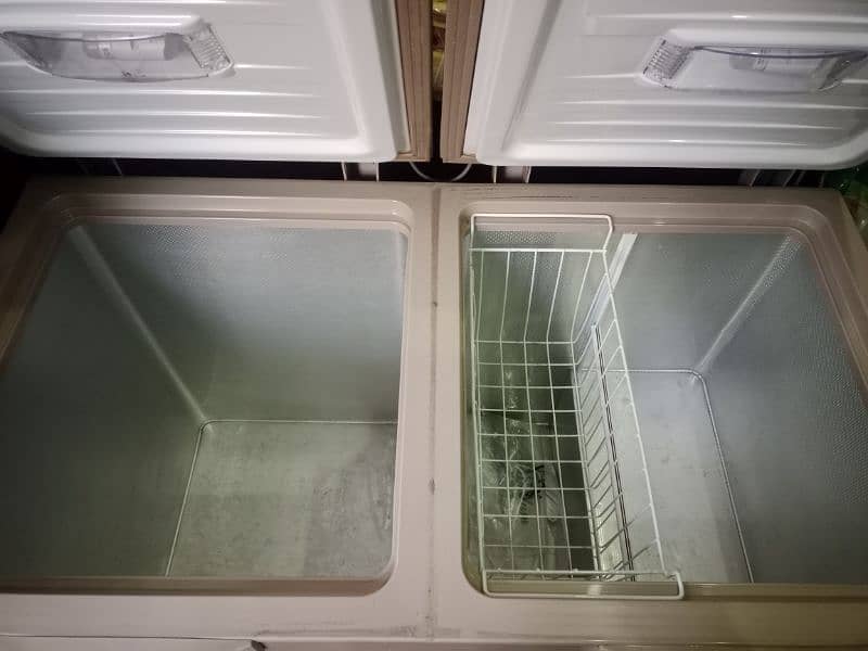 Dawlance Refrigerator 2 doors 4